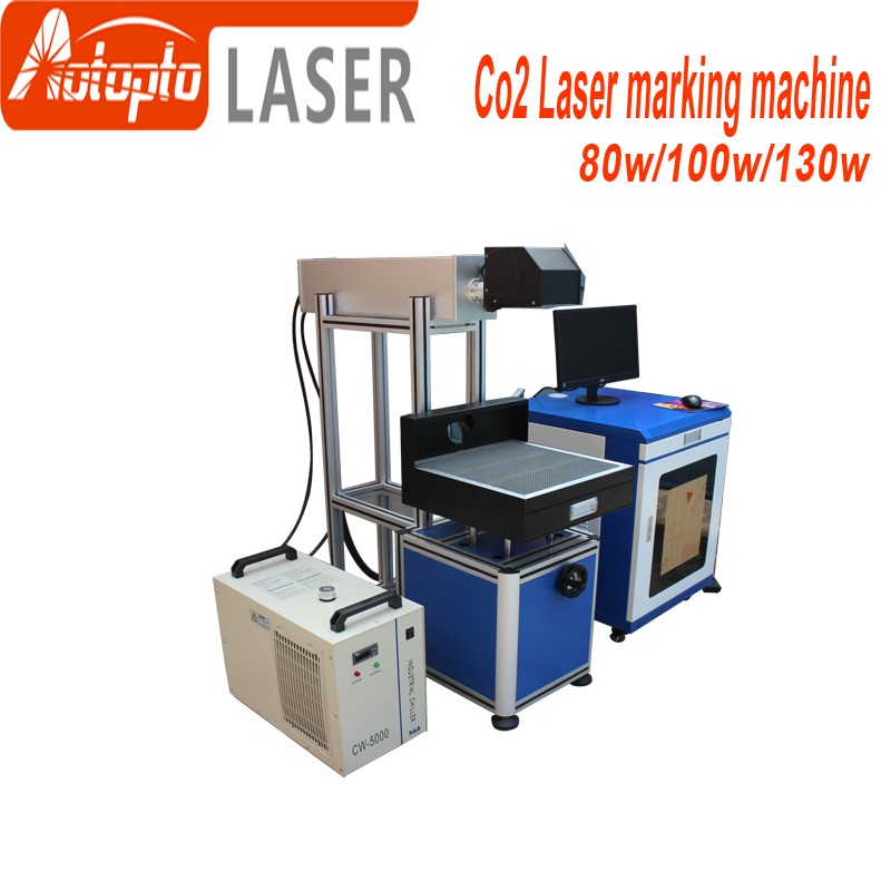 Co2-lasermærkningsmaskine, der graverer træmateriale og ikke-metaller